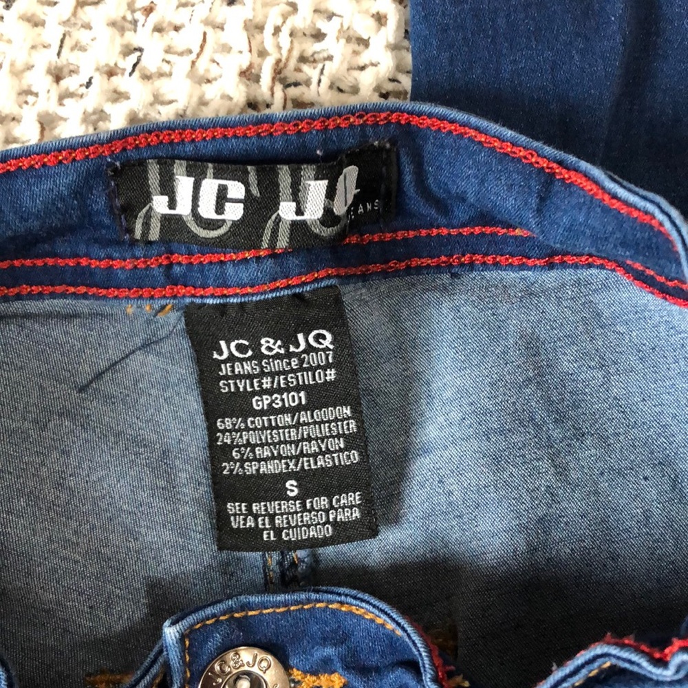 Jeans 🖤 - Picture 3 of 3